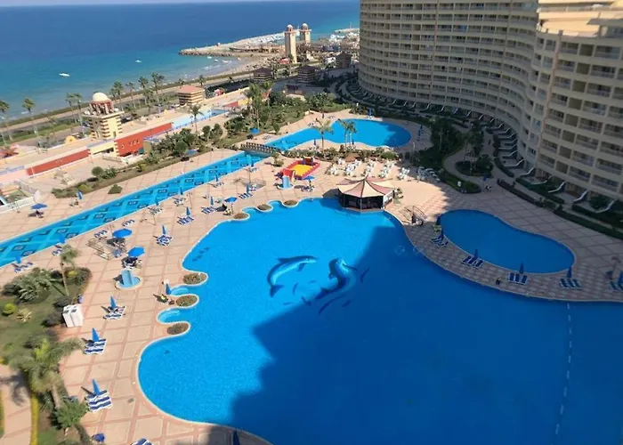 Apartahotel Penthouse Three-bedroom In Porto Sokhna Family Only *